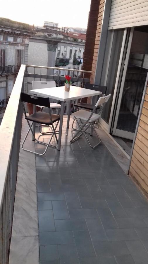 Alexander Hostel Nápoly Kültér fotó