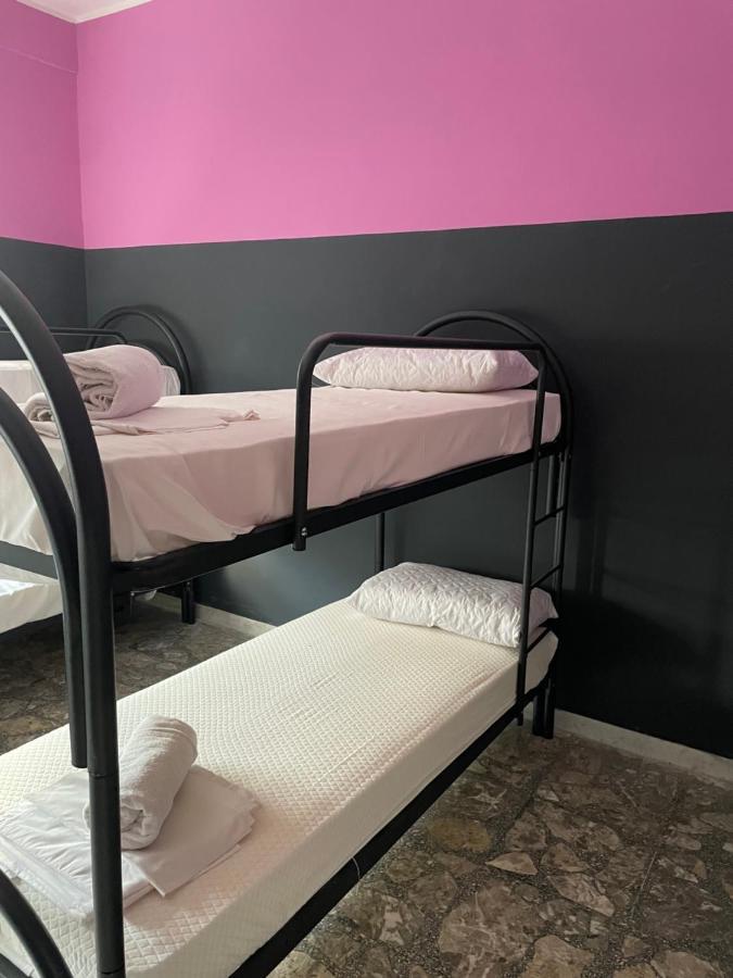 Alexander Hostel Nápoly Kültér fotó