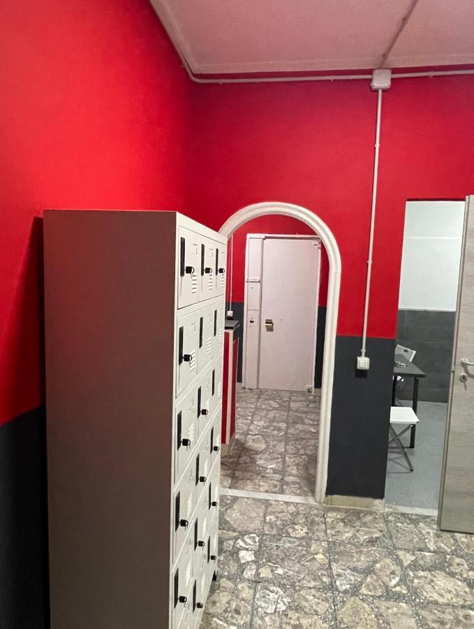 Alexander Hostel Nápoly Kültér fotó